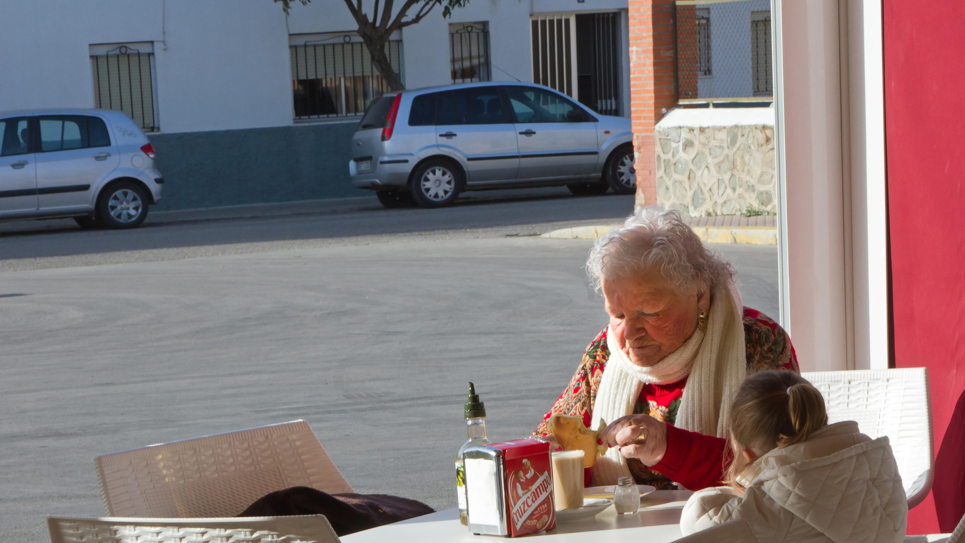 María, abuela de trillizos: "Puse detergente en el Cola-Cao de los pequeños. Uno de ellos se dio cuenta. Yo los enveneno, y mi hija me mata"