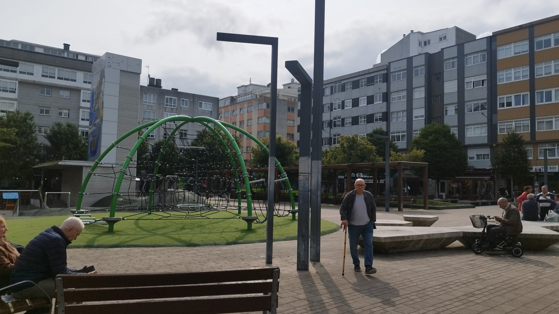 Ni Madrid, ni Barcelona: el barrio con más densidad de población de España está en esta ciudad gallega y reclama zonas verdes