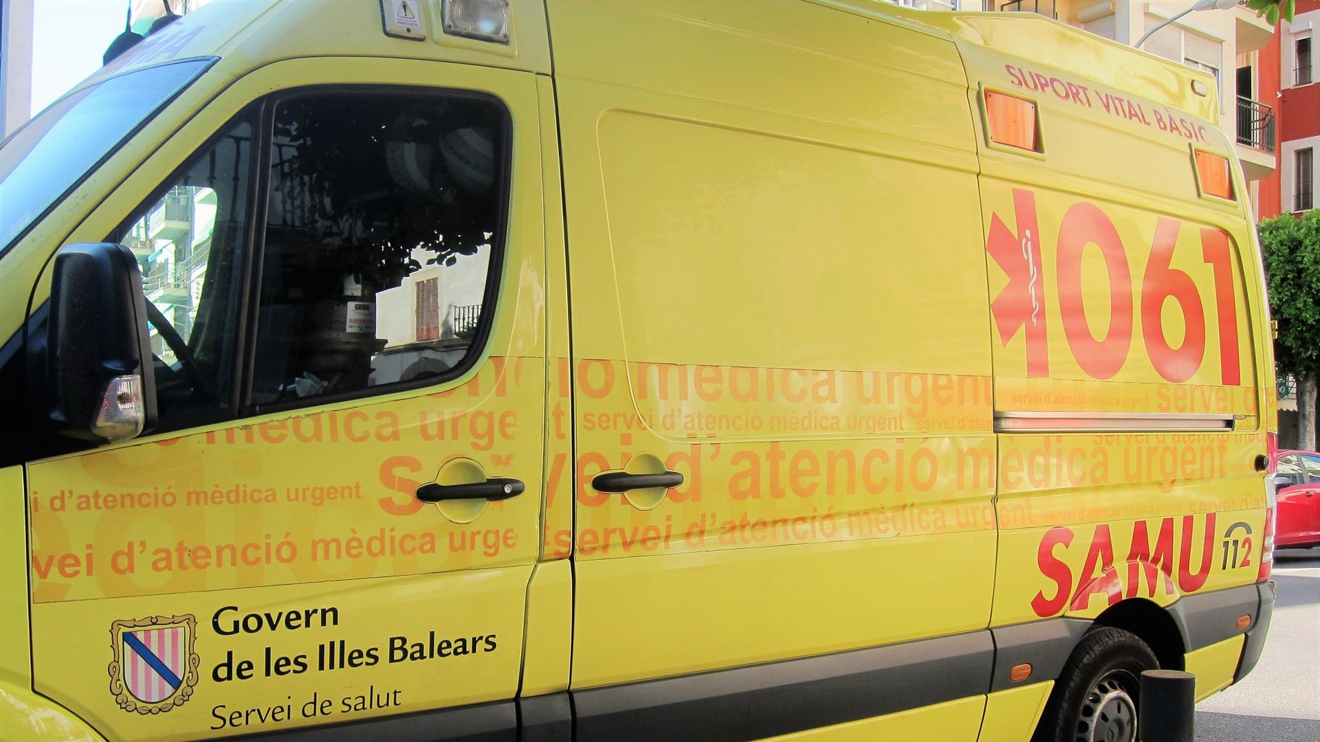 Muere un trabajador en Menorca tras caer del tejado de una nave industrial