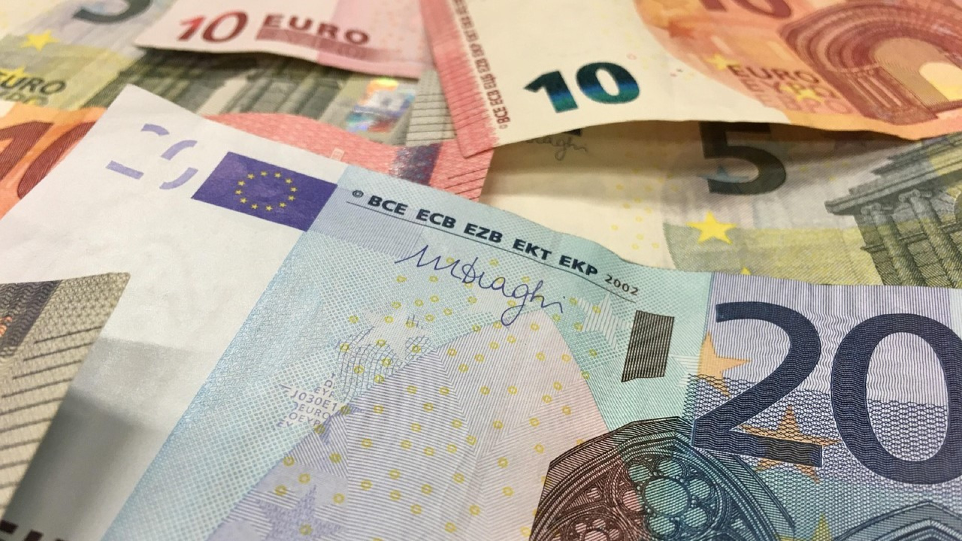 Marc Vidal califica de engaño el euro digital y apunta a un detalle: "La cuestión es qué grado de libertad perderemos"