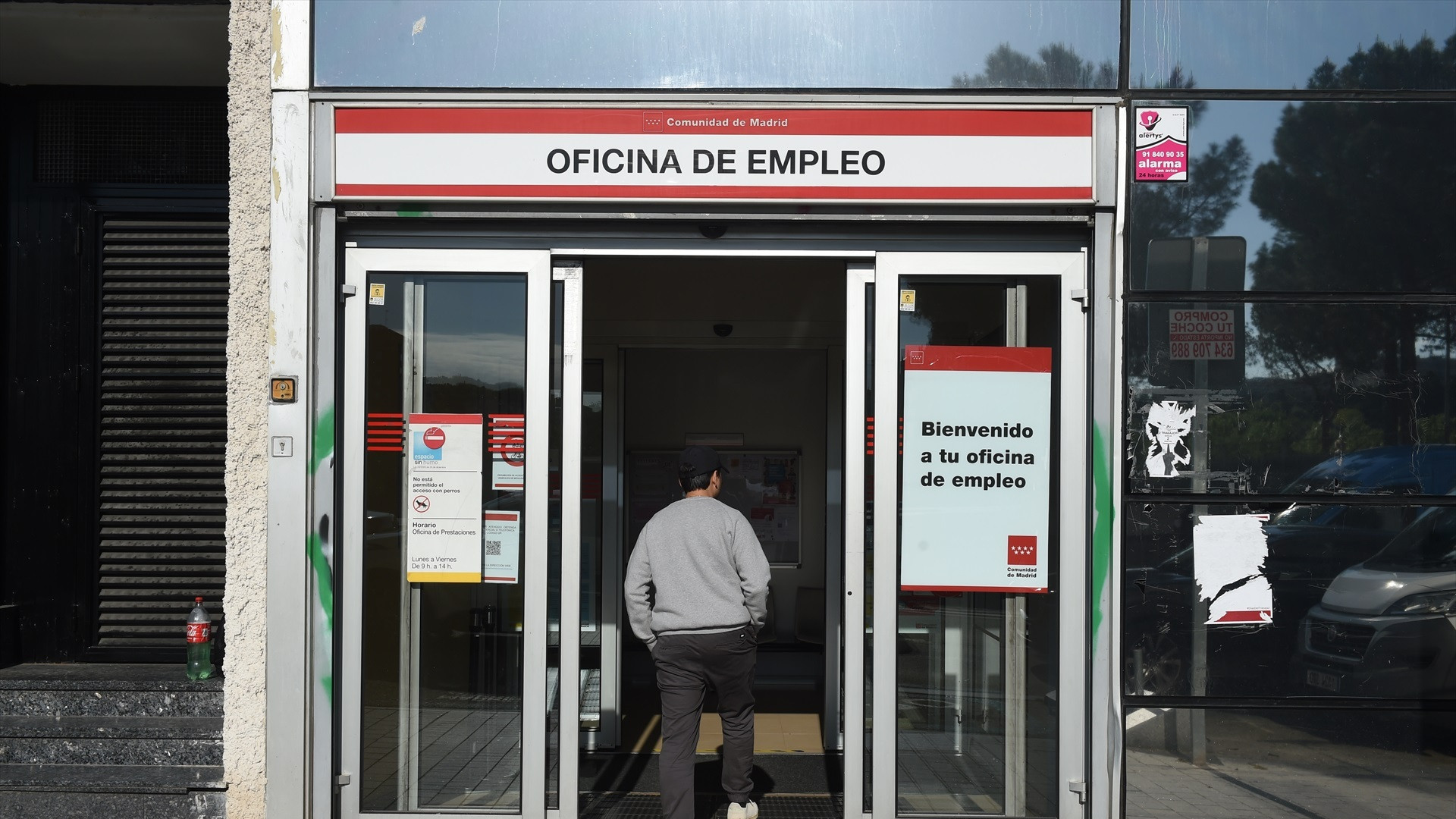 Va a una entrevista de trabajo y la mentira que cuenta deja al entrevistador mudo y a punto de contratarlo: no tenía que ver con su currículum