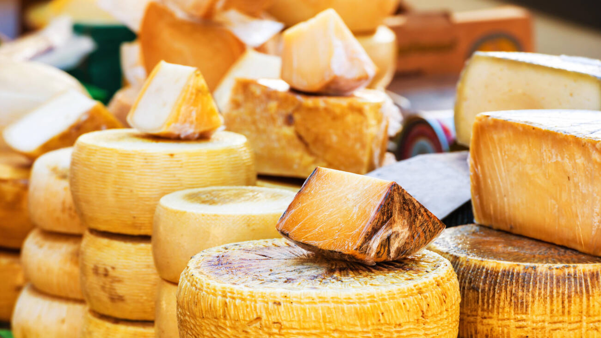 El queso, tal y como lo conocemos, podría cambiar para siempre: este es el motivo por el que este producto podría transformar su sabor