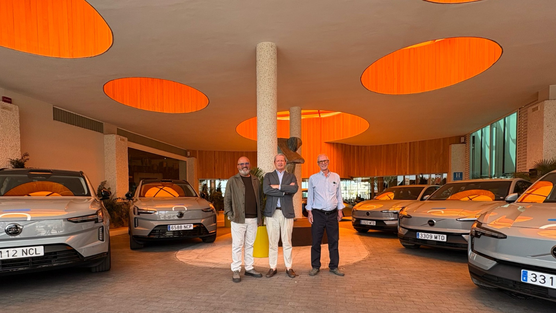 Higuerón Resort y Volvo unen sus caminos hacia la sostenibilidad incorporando una flota de 8 vehículos 100% eléctricos