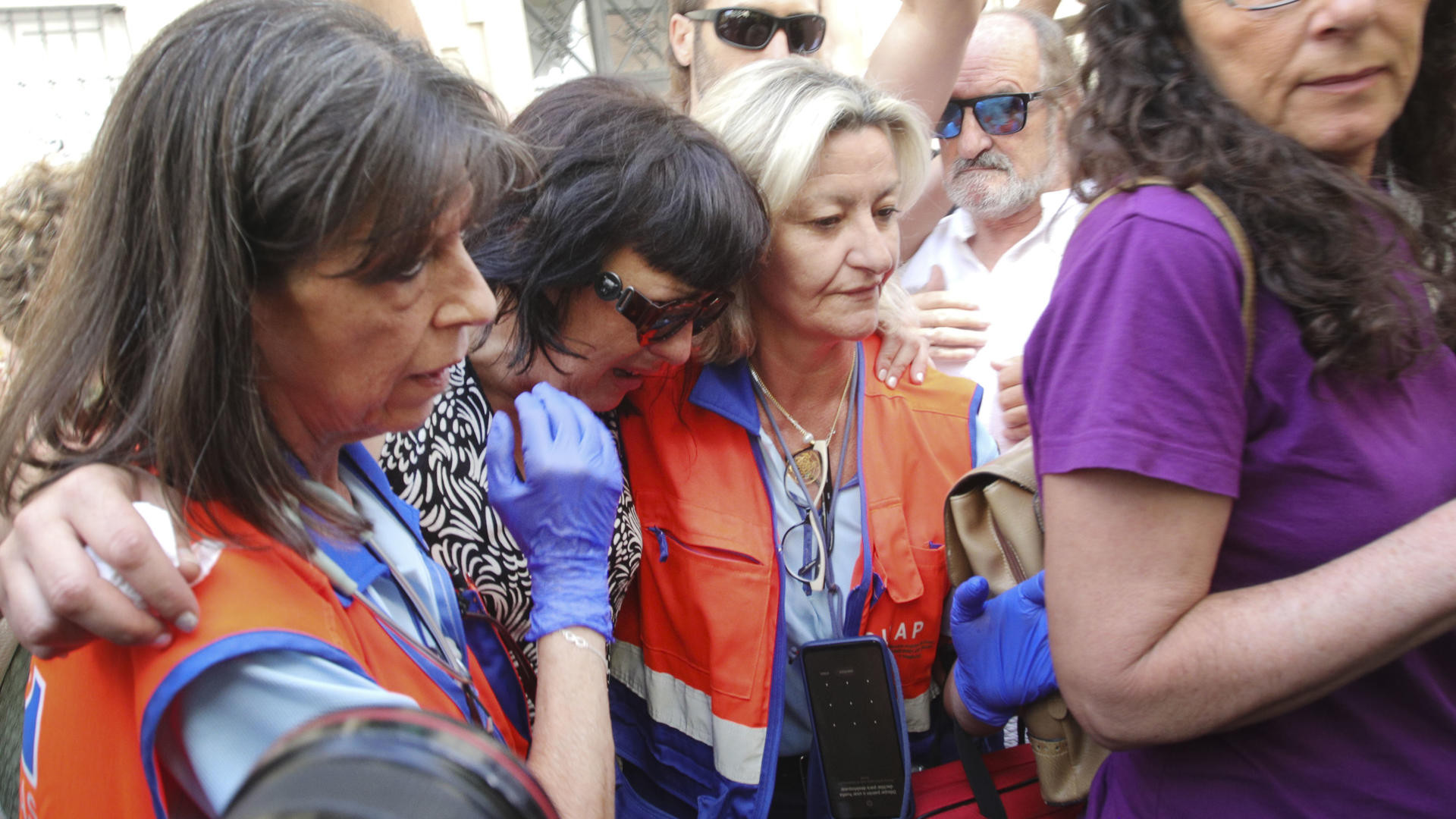 Nuevo giro en el caso Juana Rivas: se aplaza la entrega del menor