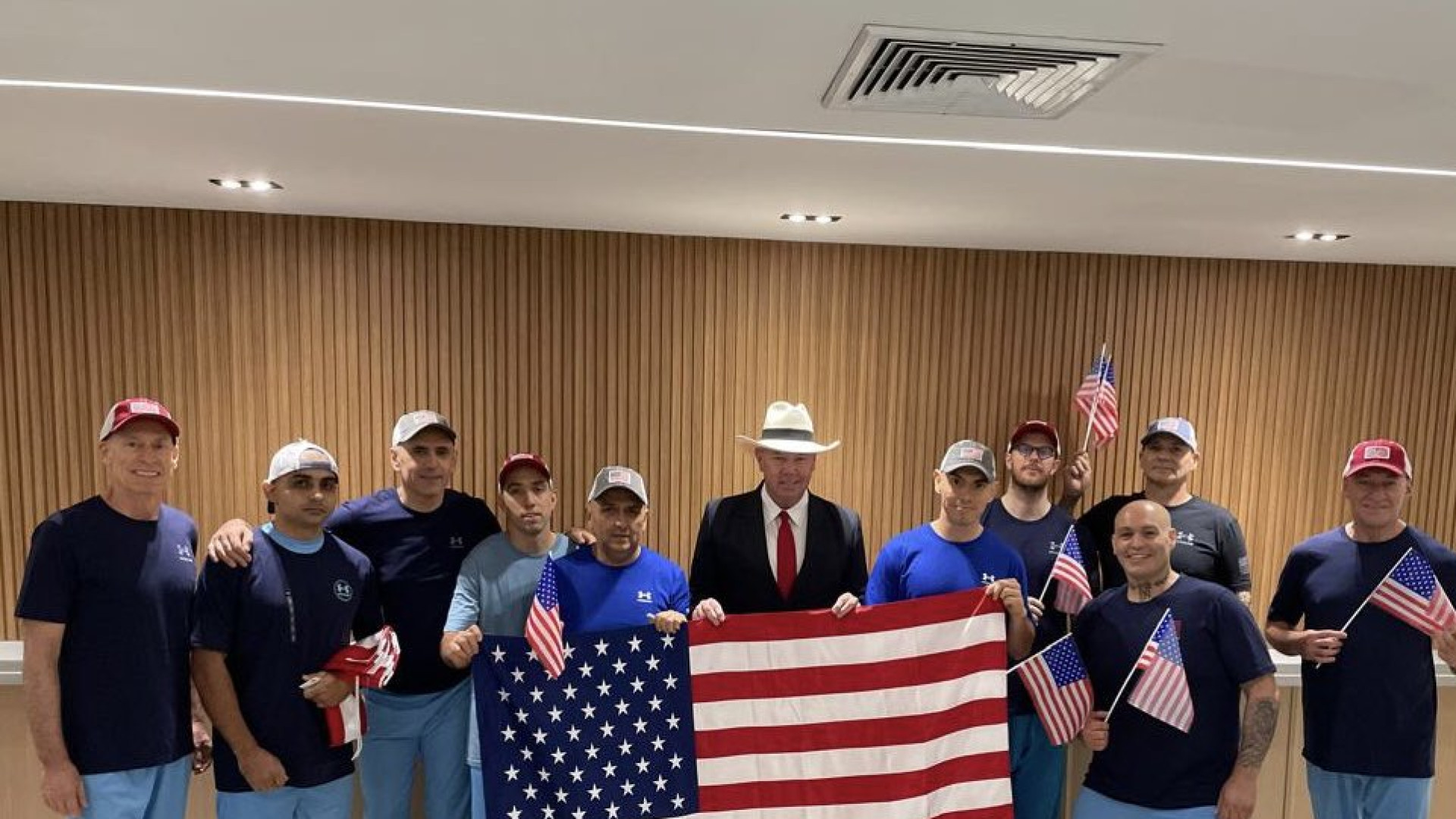 El triple asesino de Usera liberado repatriado a Estados Unidos usó "un corte táctico para que lo víctima no grite" porque era marine
