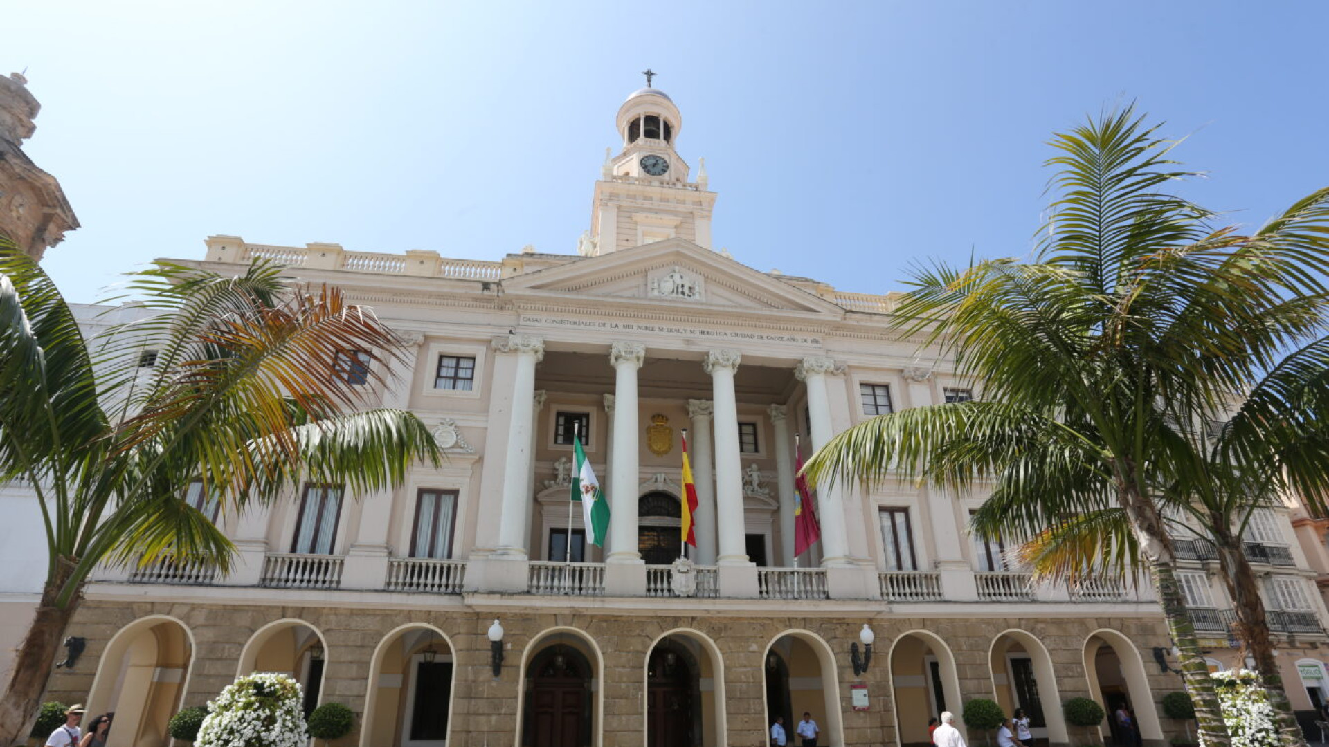 El Ayuntamiento de Cádiz propone sus Hijos Predilectos y Adoptivos y las Medallas de la Ciudad