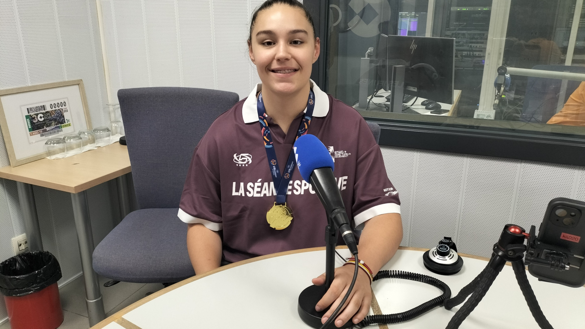 La historia de coraje de Adriana Díaz, campeona Sub'18 de baloncesto con España: Del patio de Agustinas en Logroño a lo más alto de Europa