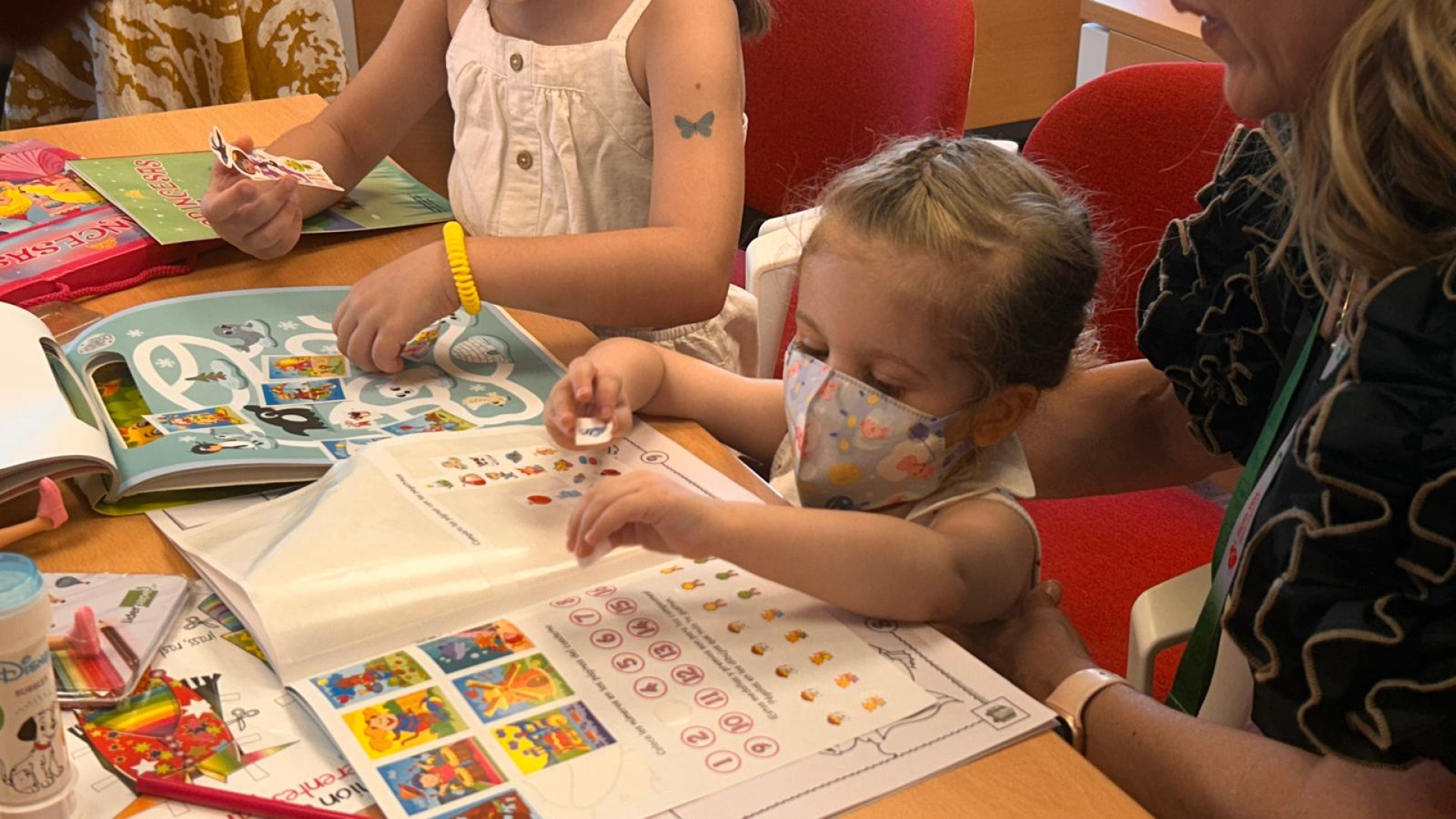 Del corazón artificial al latido real: Lucía, la niña sevillana trasplantada en el Reina Sofía