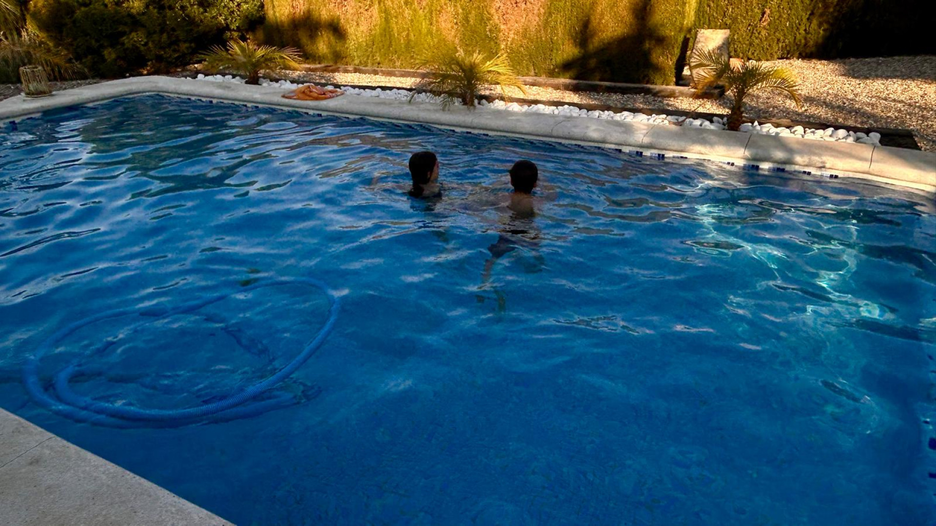 Claves del 112 Andalucía para disfrutar del agua sin riesgos este verano