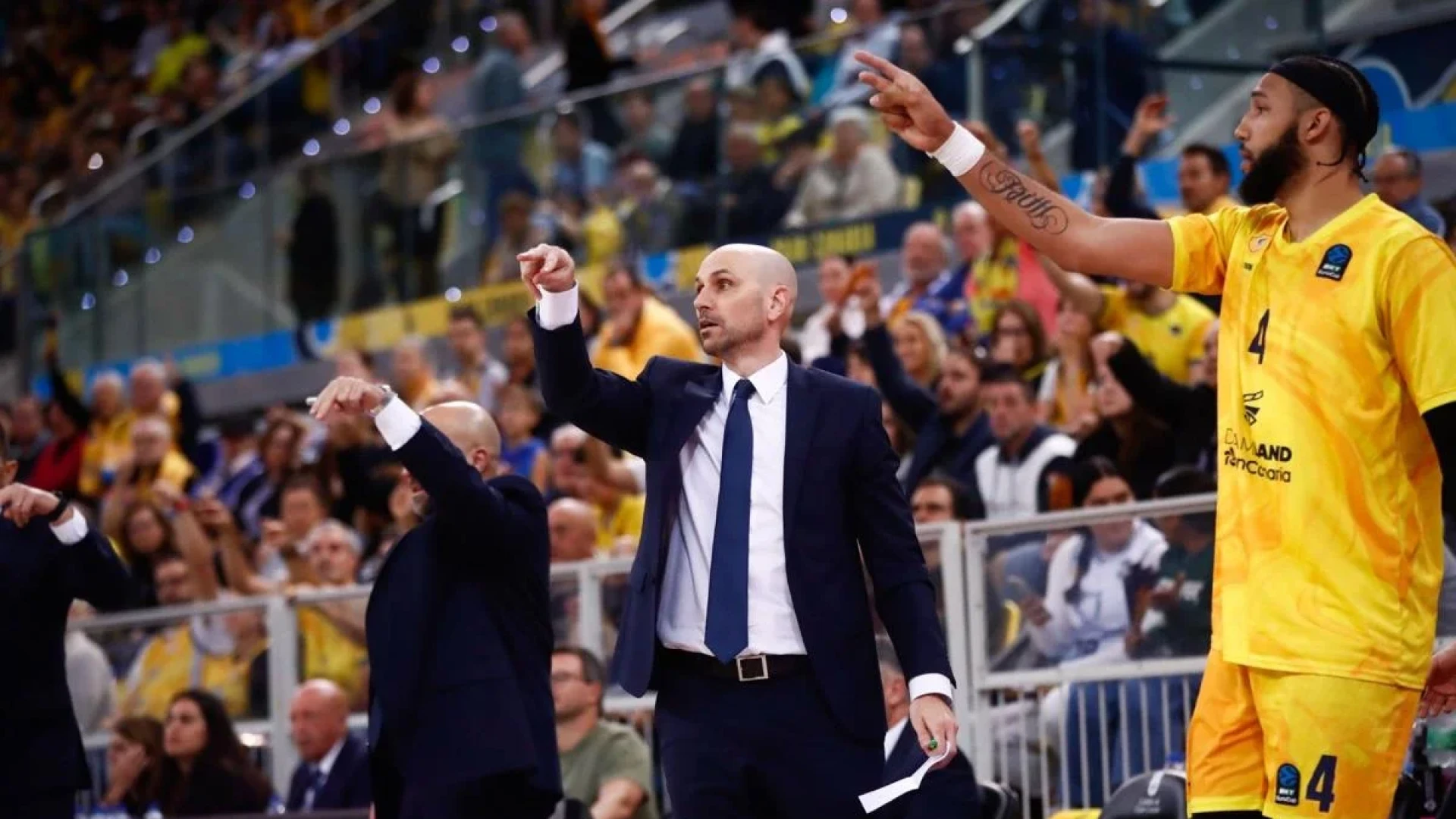 Oliver, Kraag, Steinbergs, Zoriks, Susinskas y Okoje, movimientos en el baloncesto catalán