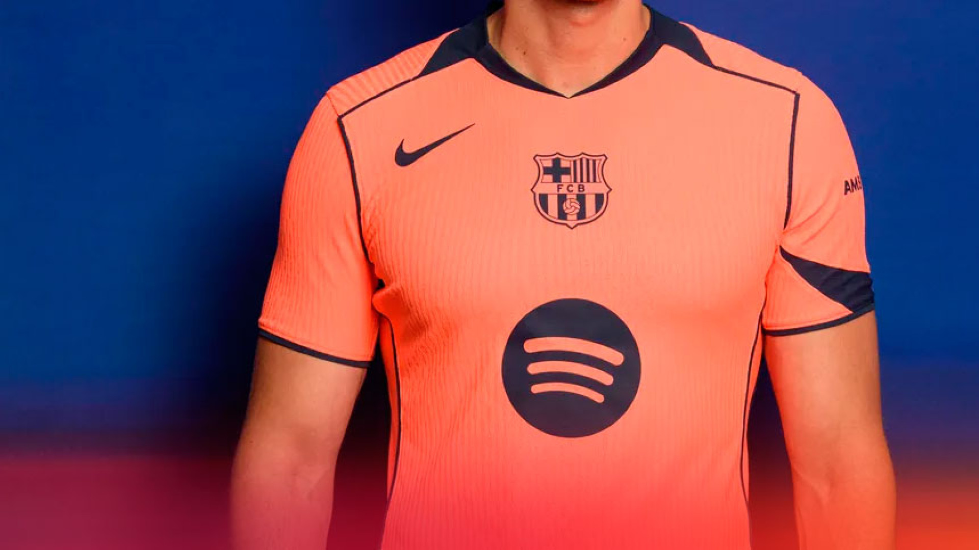 El Barça rinde homenaje el 'sextete' del 2009 en una tercera equipación de color mango