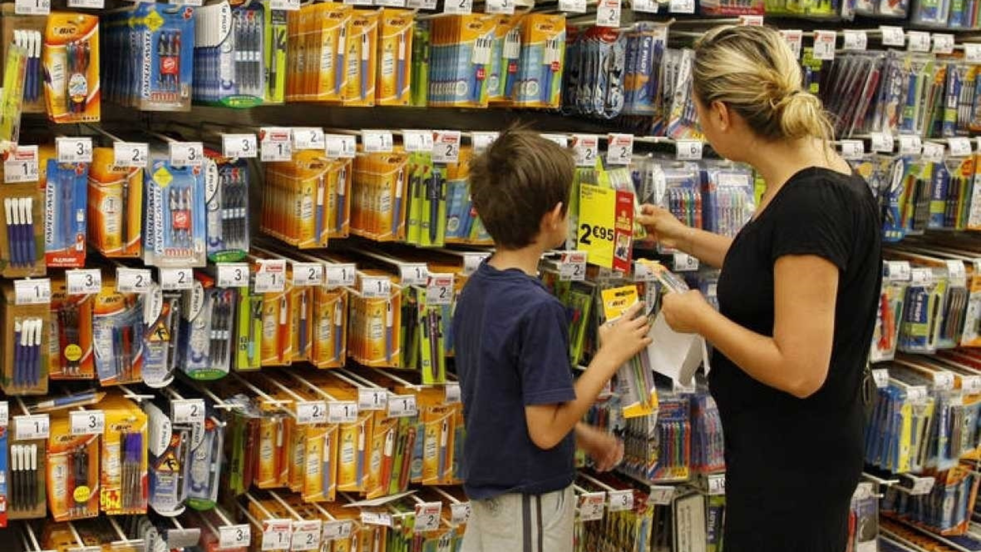 Ahorrar hasta 300 euros por hijo en la vuelta al cole: antes estaba mal visto, ahora cada vez más familias lo hacen