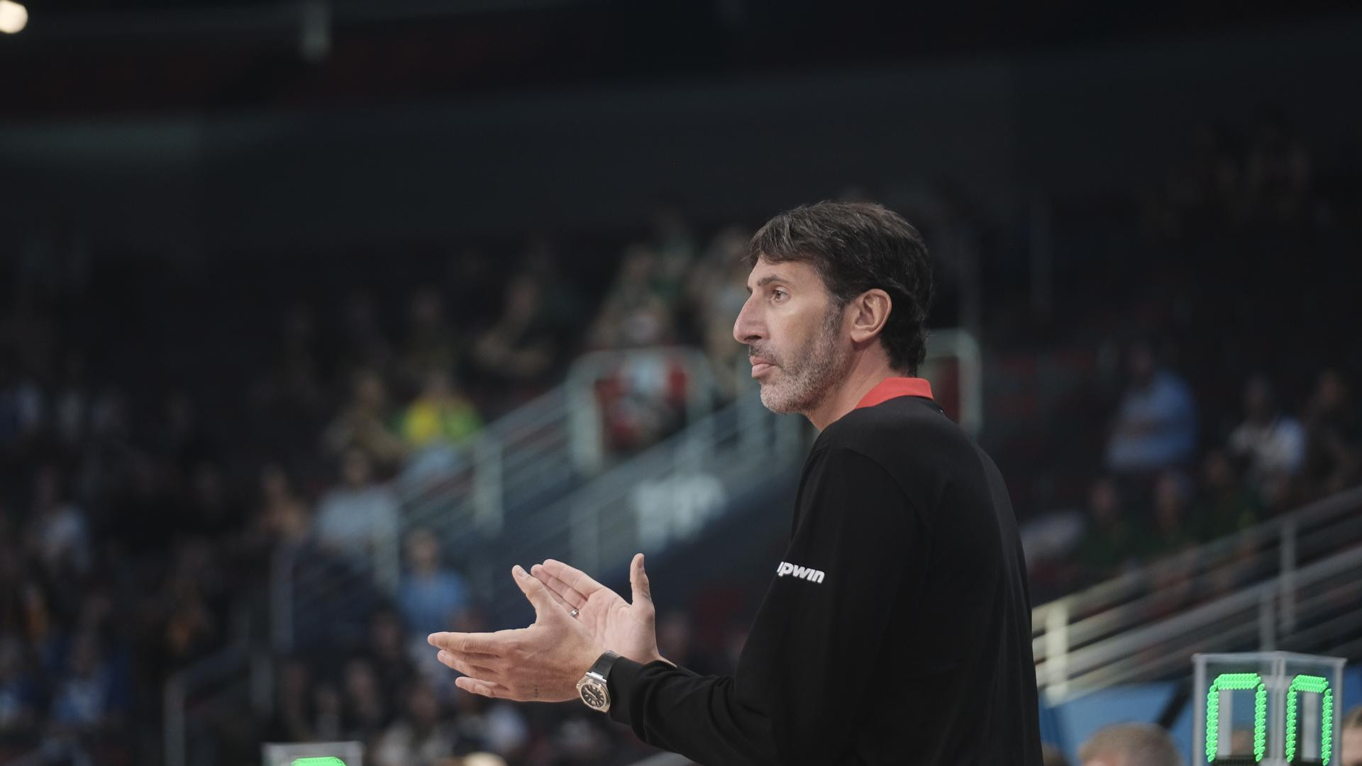 Mumbrú da un paso atrás y no entrenará a Alemania en lo que queda de Eurobasket: "No estoy físicamente preparado"