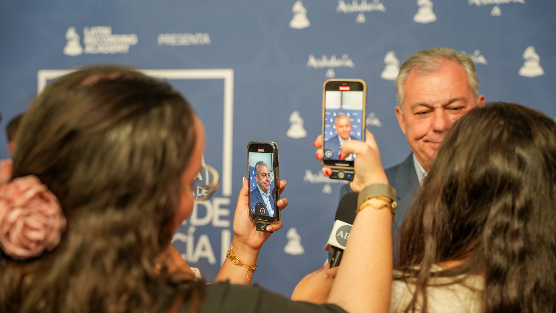 José Luis Sanz, alcalde de Sevilla: "Eventos como los Latin Grammys ponen a Sevilla en el mapa cultural del mundo"