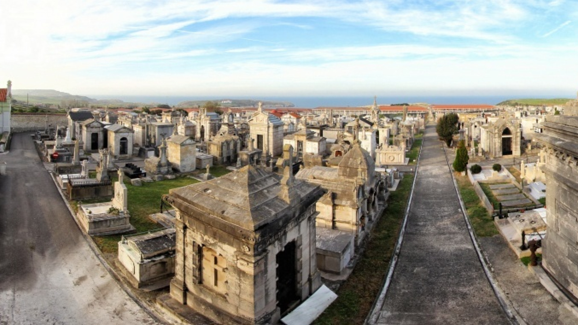 El secreto mejor guardado de Ciriego, el cementerio más espectacular de Cantabria: ahora habla contigo