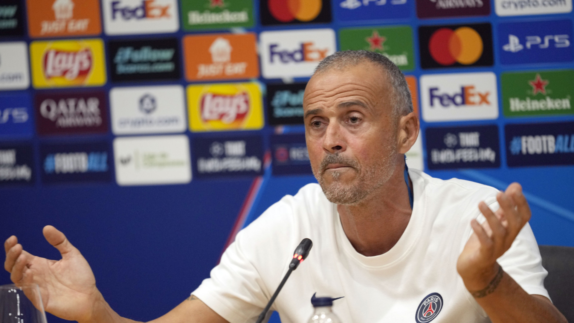 Luis Enrique: "Pedri para mí es Harry Potter, espero que mañana no traiga la varita"