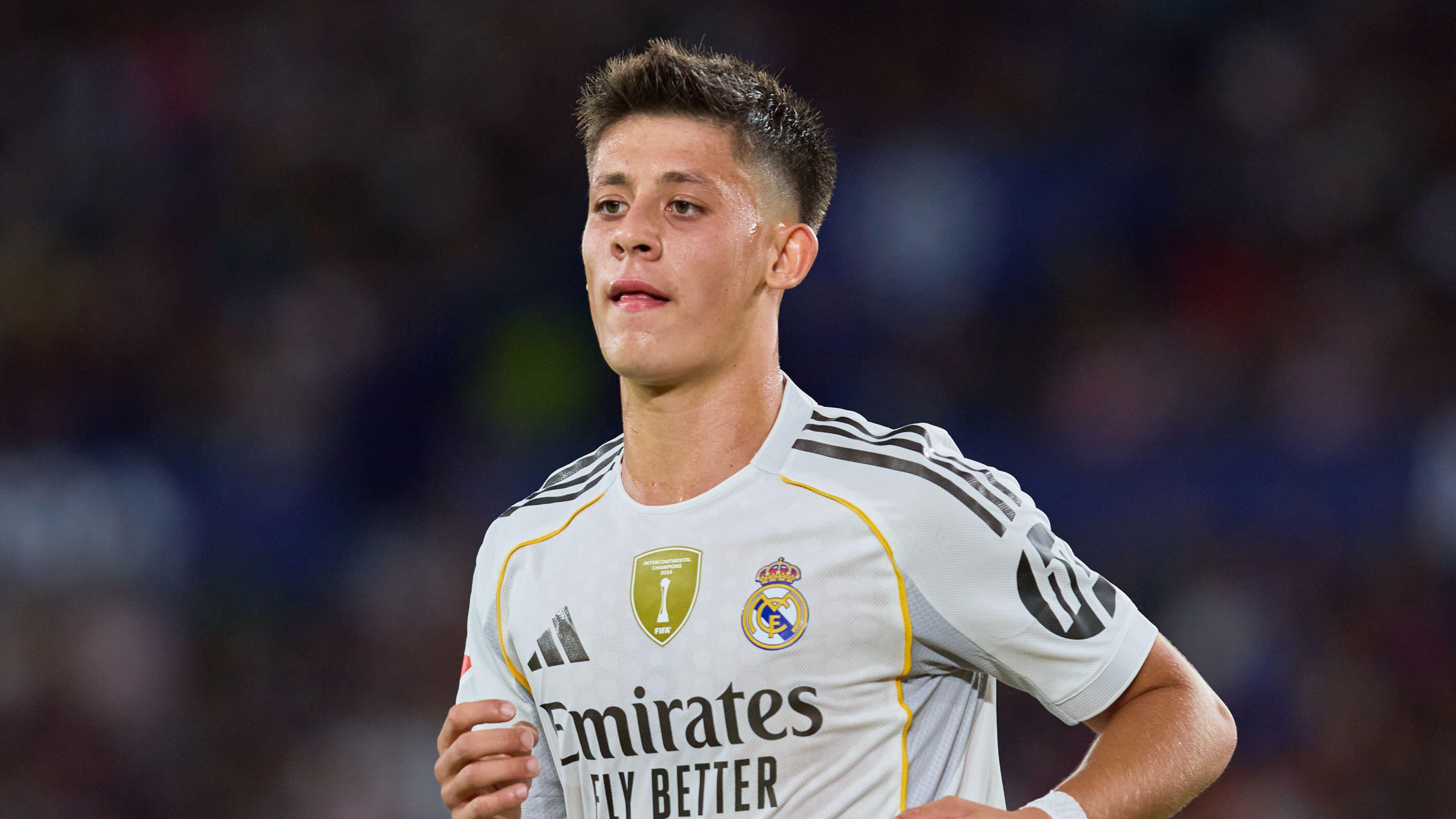 "Arda Güler está sufriendo acoso laboral en el Real Madrid, hay un grupo de jugadores que no ha podido aceptarle"