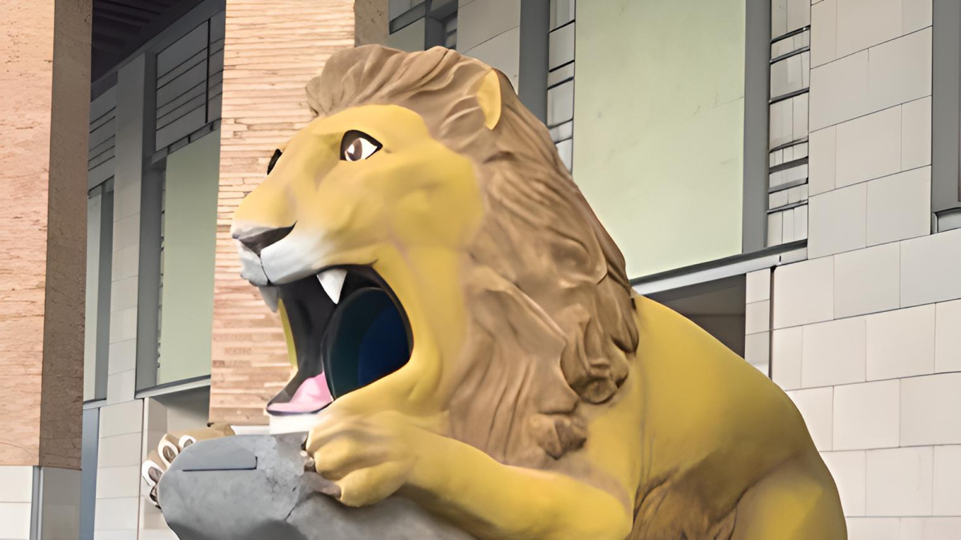 ¡Locura en Zaragoza! Un baturro y un león se 'tragan' a miles de niños