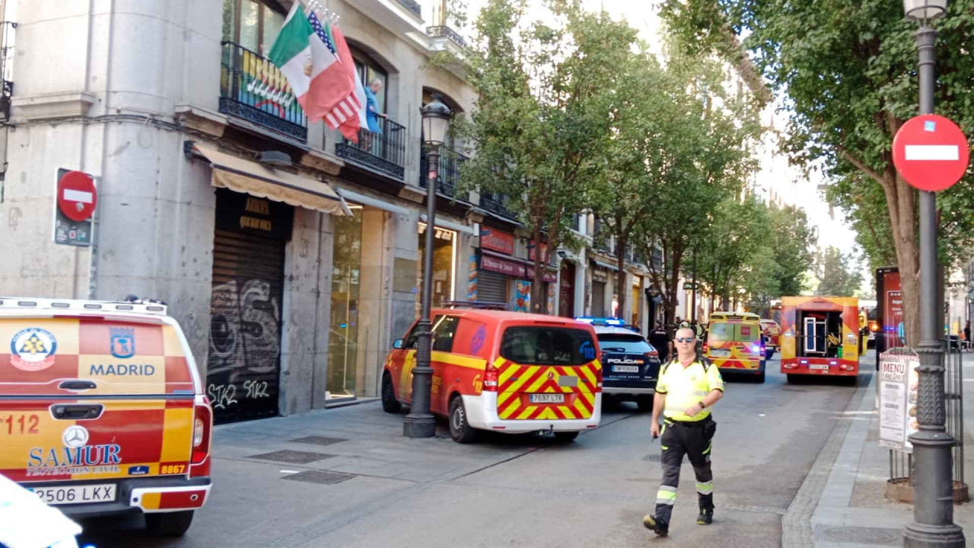 Se derrumba un edificio en obras en el centro de Madrid, a esta hora, el SAMUR atiende a tres obreros y se busca, al menos, a cuatro trabajadores más