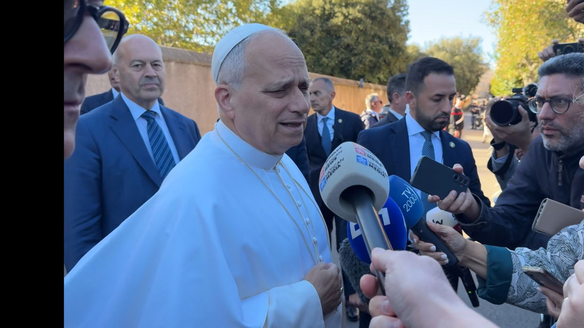 León XIV asegura que viajará al Líbano para transmitir "un mensaje de paz en Oriente Medio" y a Turquía para vivir "un momento de unidad en la fe"