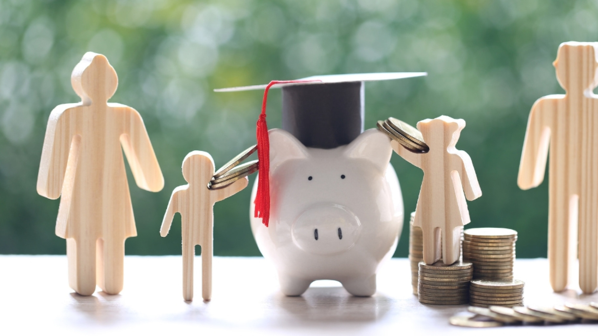 La educación financiera, la asignatura pendiente de los estudiantes españoles y el papel del sector bancario para atajarlo