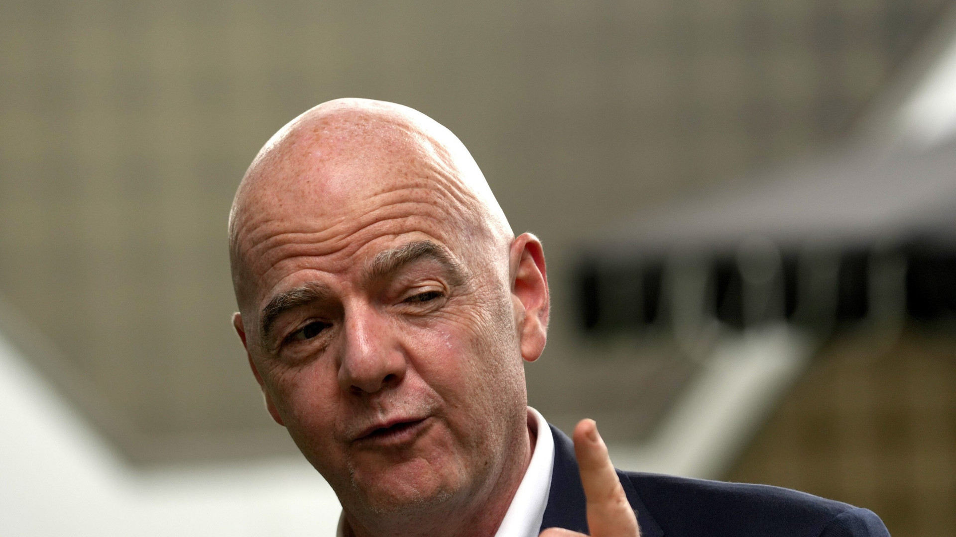 El presidente de la FIFA abre la puerta a un cambio revolucionario en el calendario del Mundial de Fútbol: "Solo hay que tener la mente abierta"