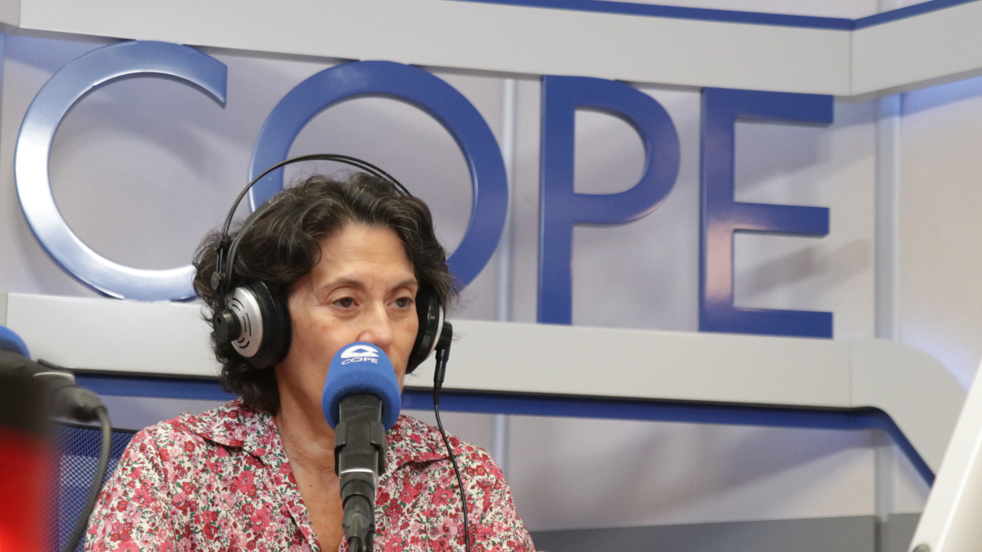 Ester Uriol, directora de Comunicación de El Corte Inglés: "Nuestro objetivo contra el cáncer de mama es doble: concienciar y financiar"