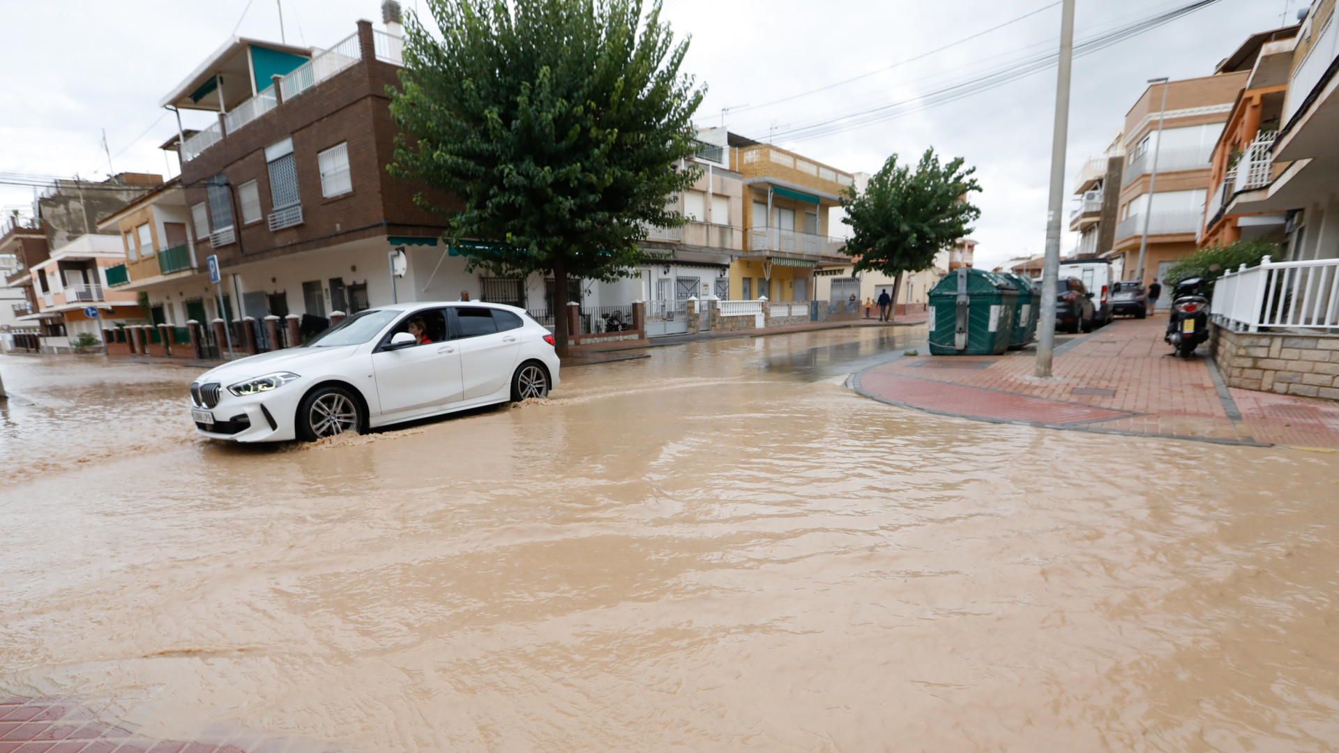 Jorge Olcina, sobre la dana Alice: "Este tipo de fenómenos se producen por la confluencia de una bolsa de aire muy inestable y frío con un mar Mediterráneo que registra valores muy altos de temperatura"