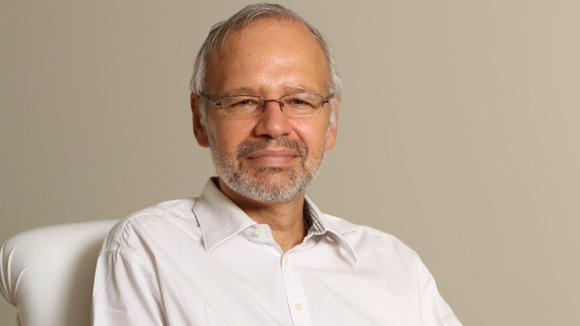 Martínez-Sellés, presidente del Colegio de Médicos de Madrid, sobre el registro de objetores al aborto: "Se está vulnerando el derecho a la objeción de conciencia que implica la no discriminación"