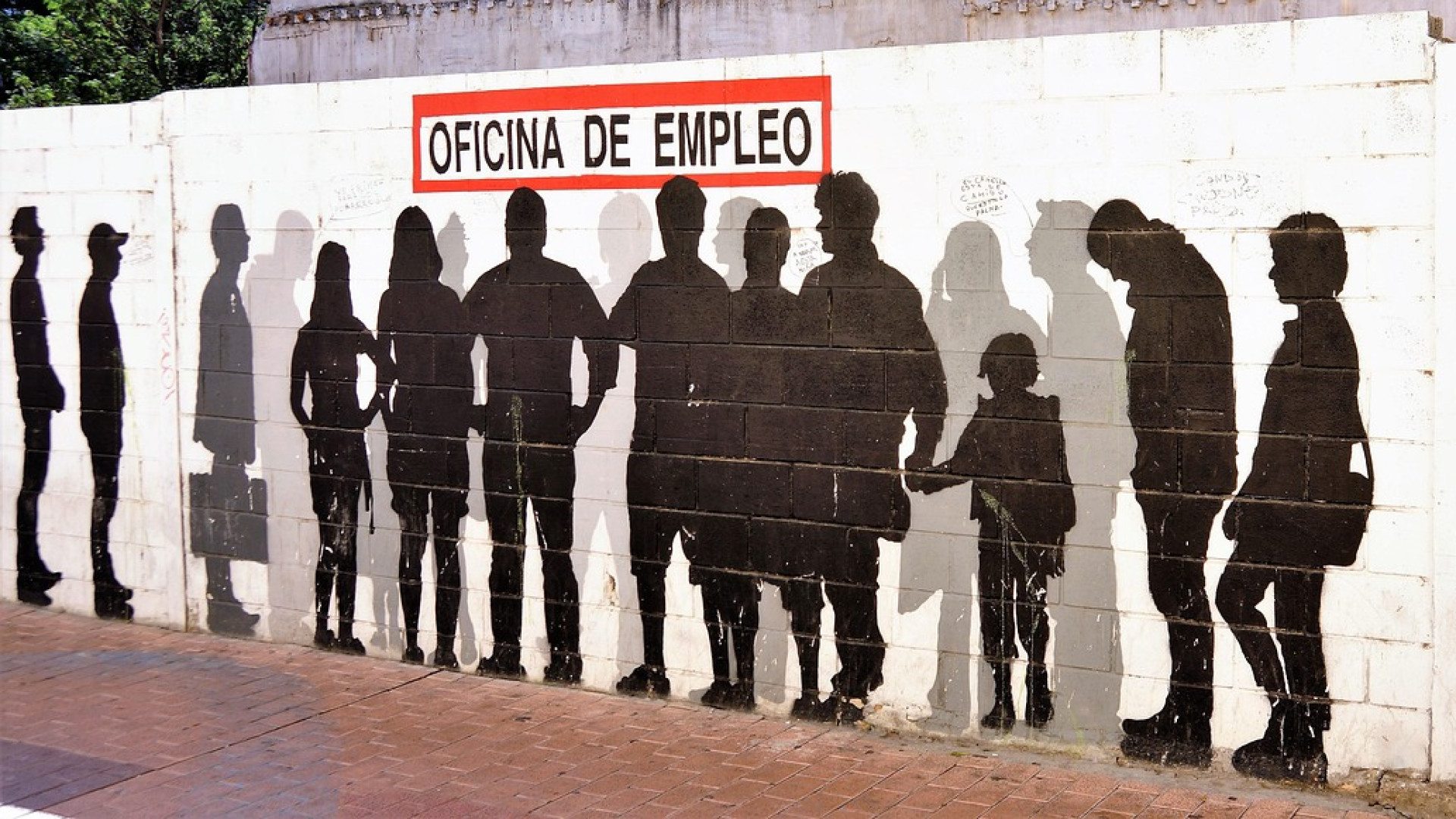 El paro baja de las 8.000 personas en la provincia de Ávila