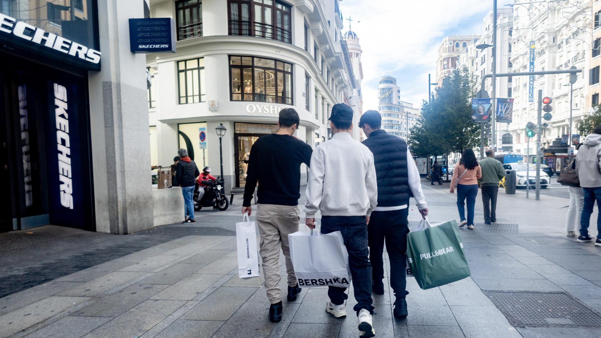 Más allá del oro: otra materia prima dispara su valor un 15% y aumentará el precio de estos productos en el Black Friday