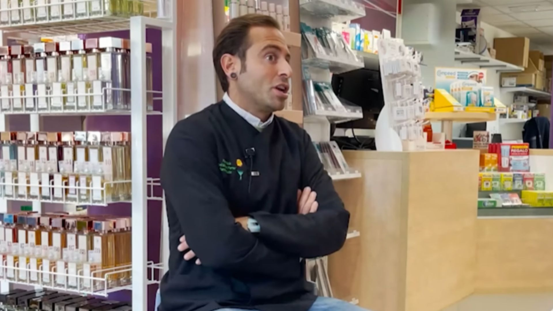 Toni, farmacéutico en Mallorca: "El cliente siempre paga lo mismo por un enantyum, pero con uno de marca nosotros ganamos 1,5 euros y con el de marca blanca hasta 2,5"