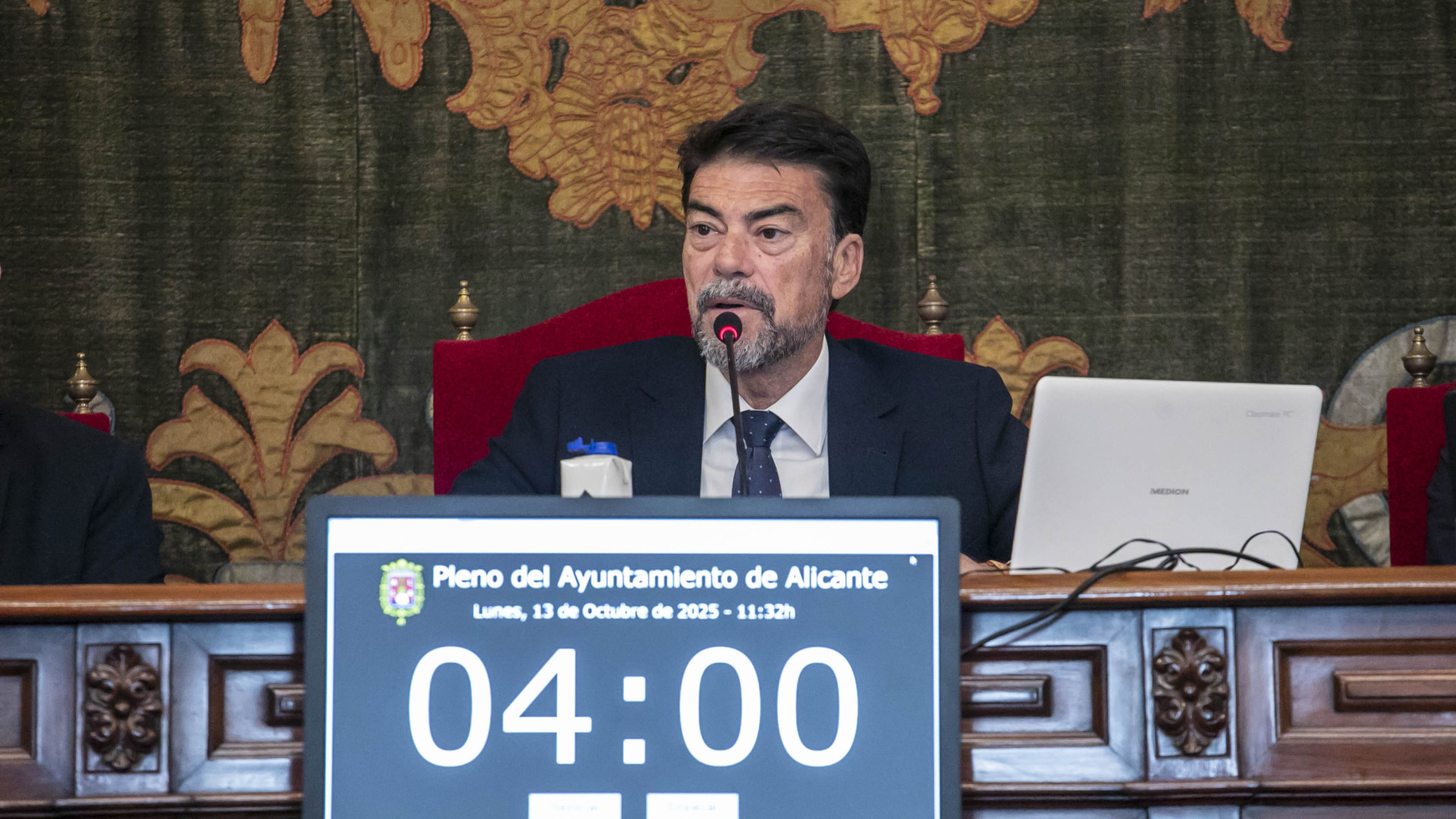 ¿Logrará Barcala que Alicante esté más limpia?: así será el nuevo plan con 100 barrenderos extra