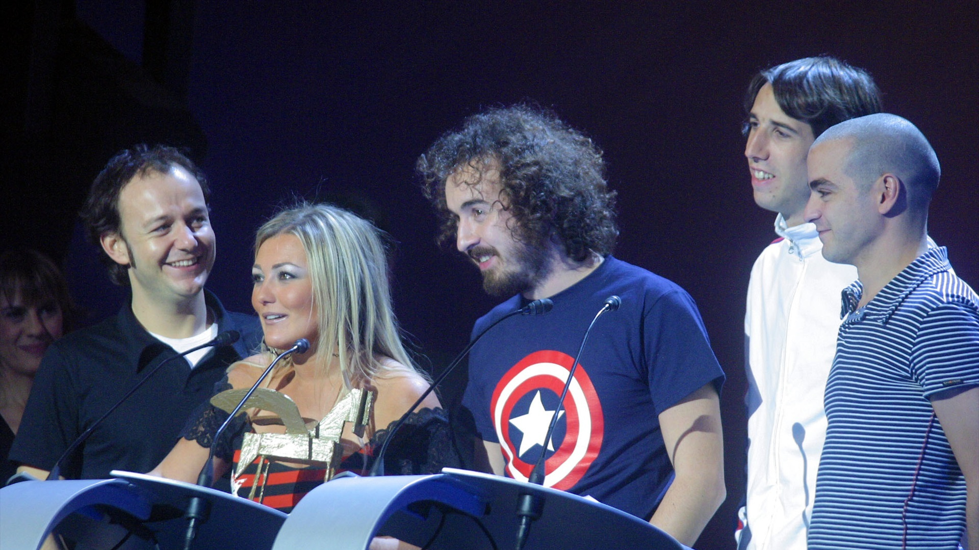 Jorge Bustos, presentador de Herrera en COPE, tras la vuelta de La Oreja de Van Gogh original: "Por algo Amaia Montero cantaba aquello de 'y es que empiezo a sospechar que el amor verdadero es tan solo el primero'"
