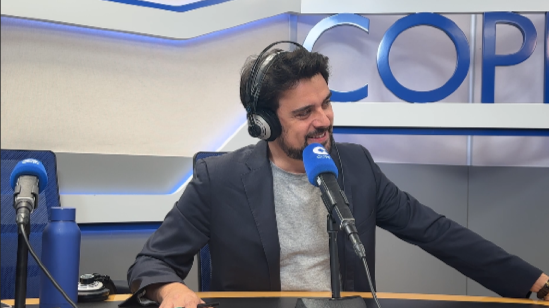 Diego Garrocho, filósofo: "Se agrava la estética delictiva con la que operaban los Koldo, Ábalos y Cerdán; el poder en España muchas veces es esencialmente cutre"