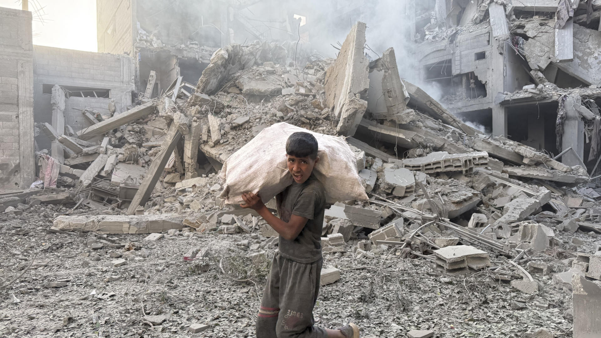 Sonia Silva, responsable de UNICEF en la franja de Gaza: "No se creen que el alto al fuego se vaya a sostener, pero son un pueblo con esperanza"