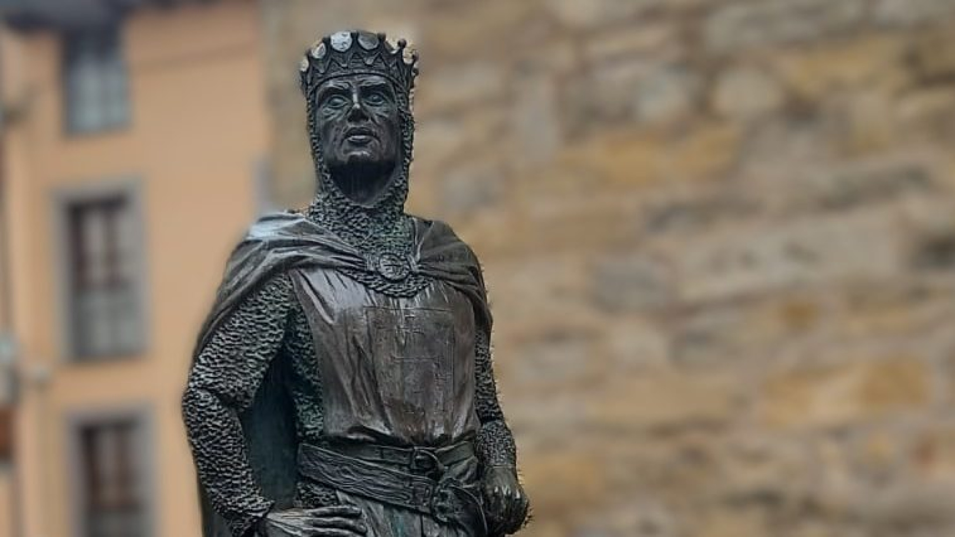 Sebastián Roa viaja al origen de Aragón para construir “una mitología para España”