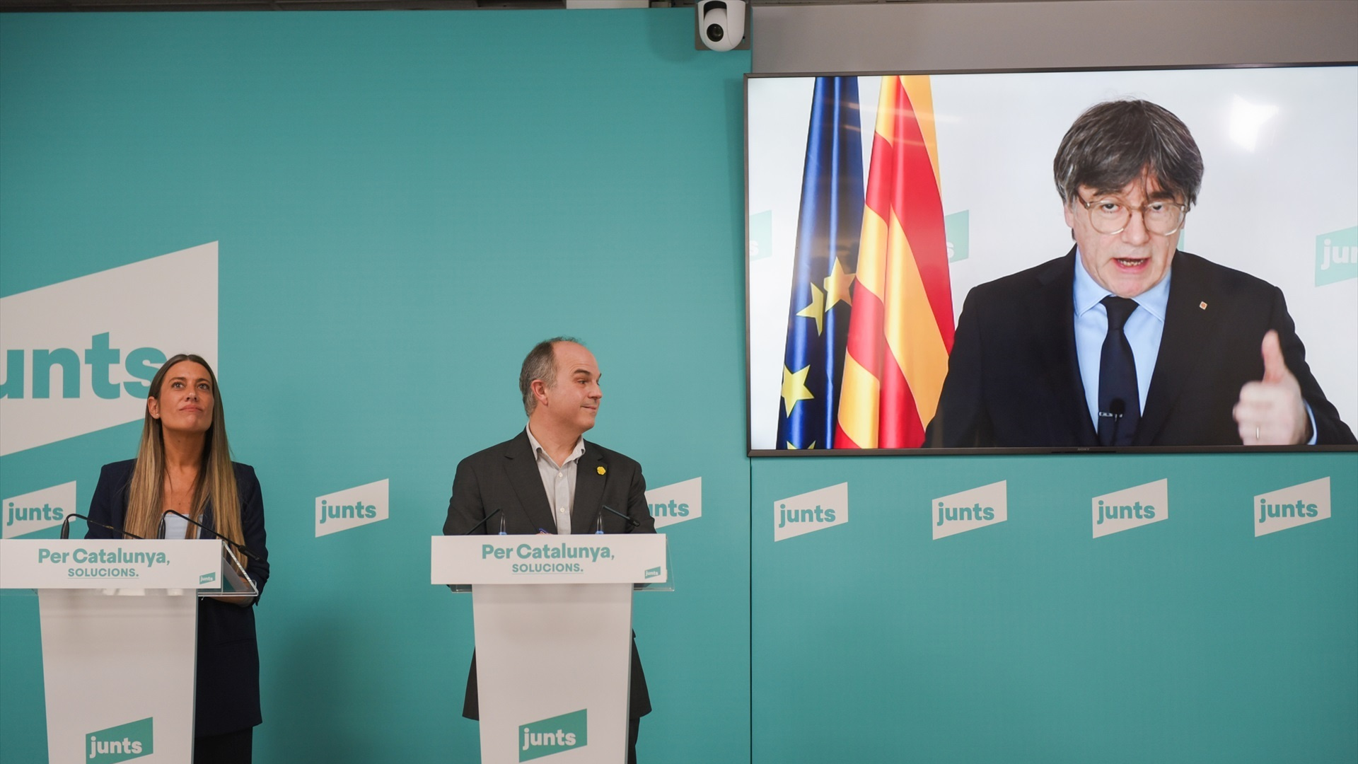 Junts amaga, pero no da