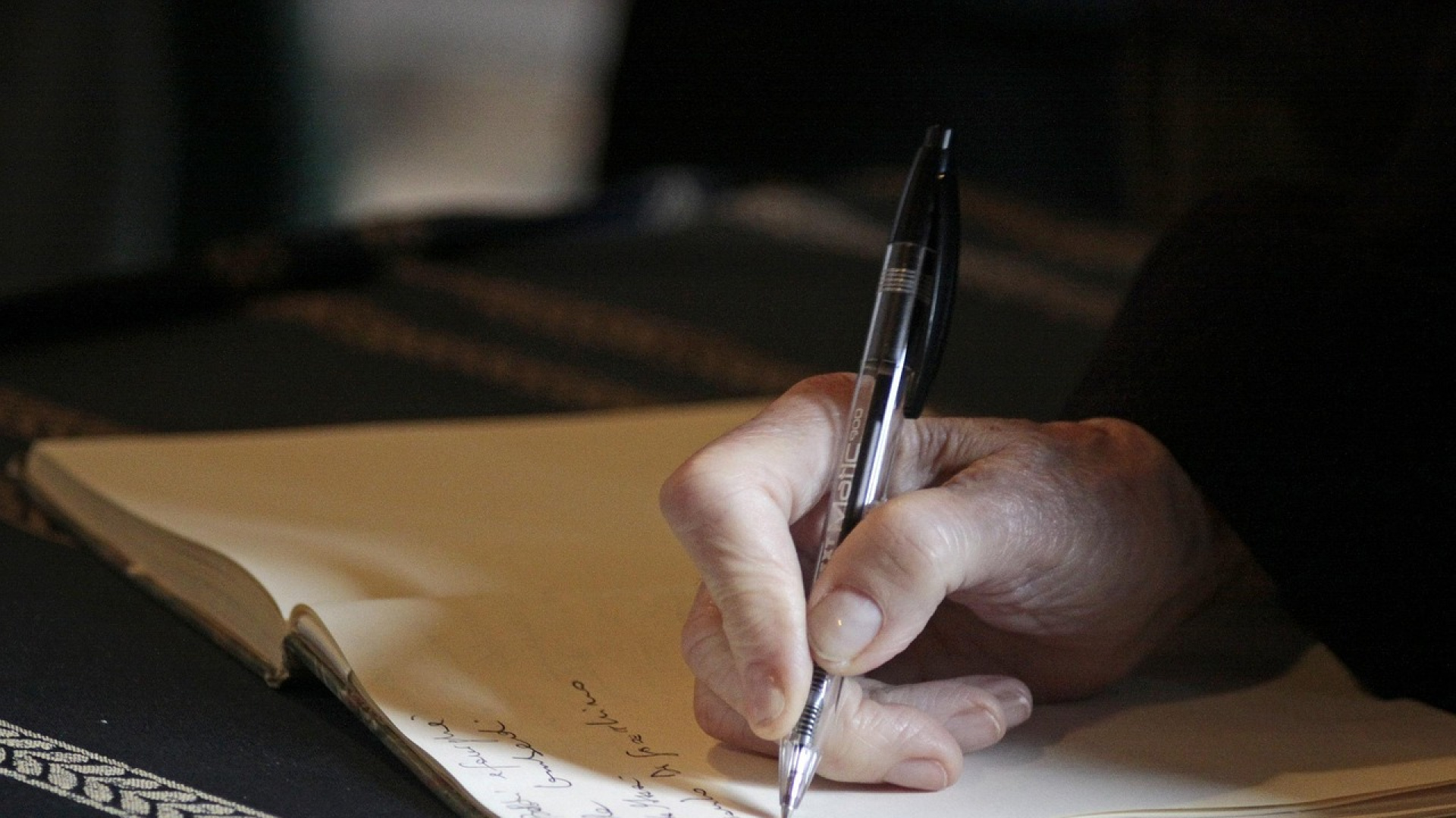 La trampa silenciosa que te hace heredar deudas sin firmar nada