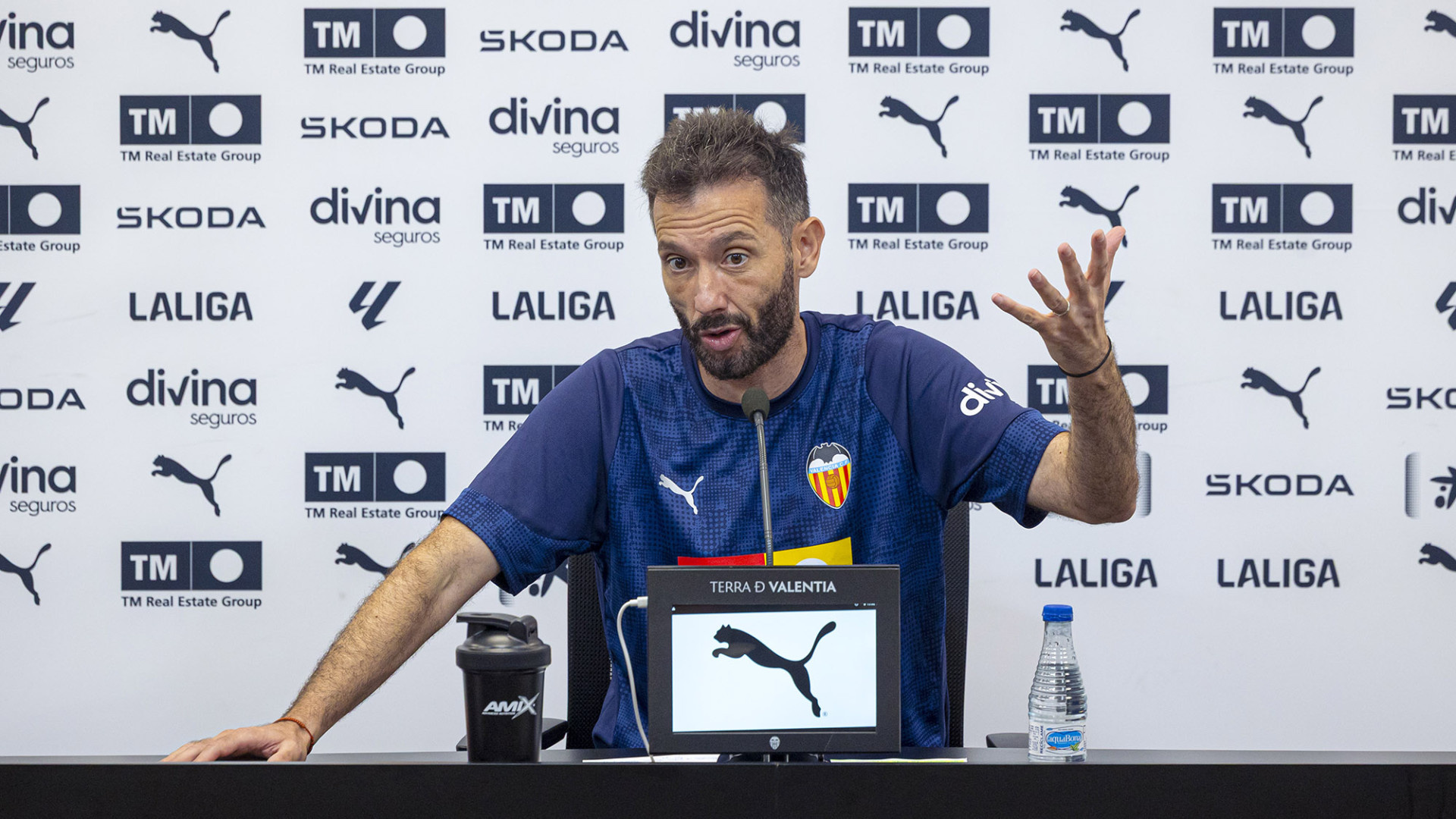 Corberán, convencido de revertir la crisis: "Lo hicimos y lo volveremos a hacer"