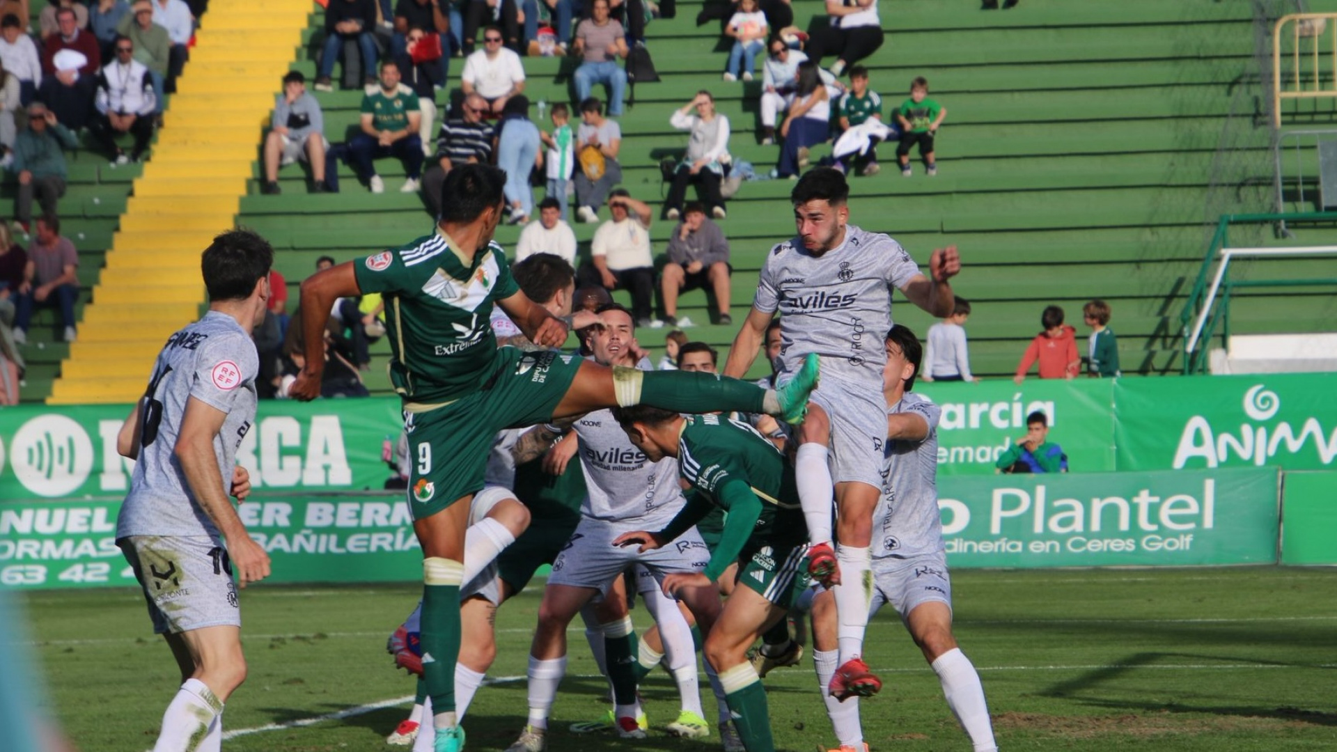Julio Cobos analiza la dura caída del Cacereño: "En esta categoría cometes errores y los pagas"