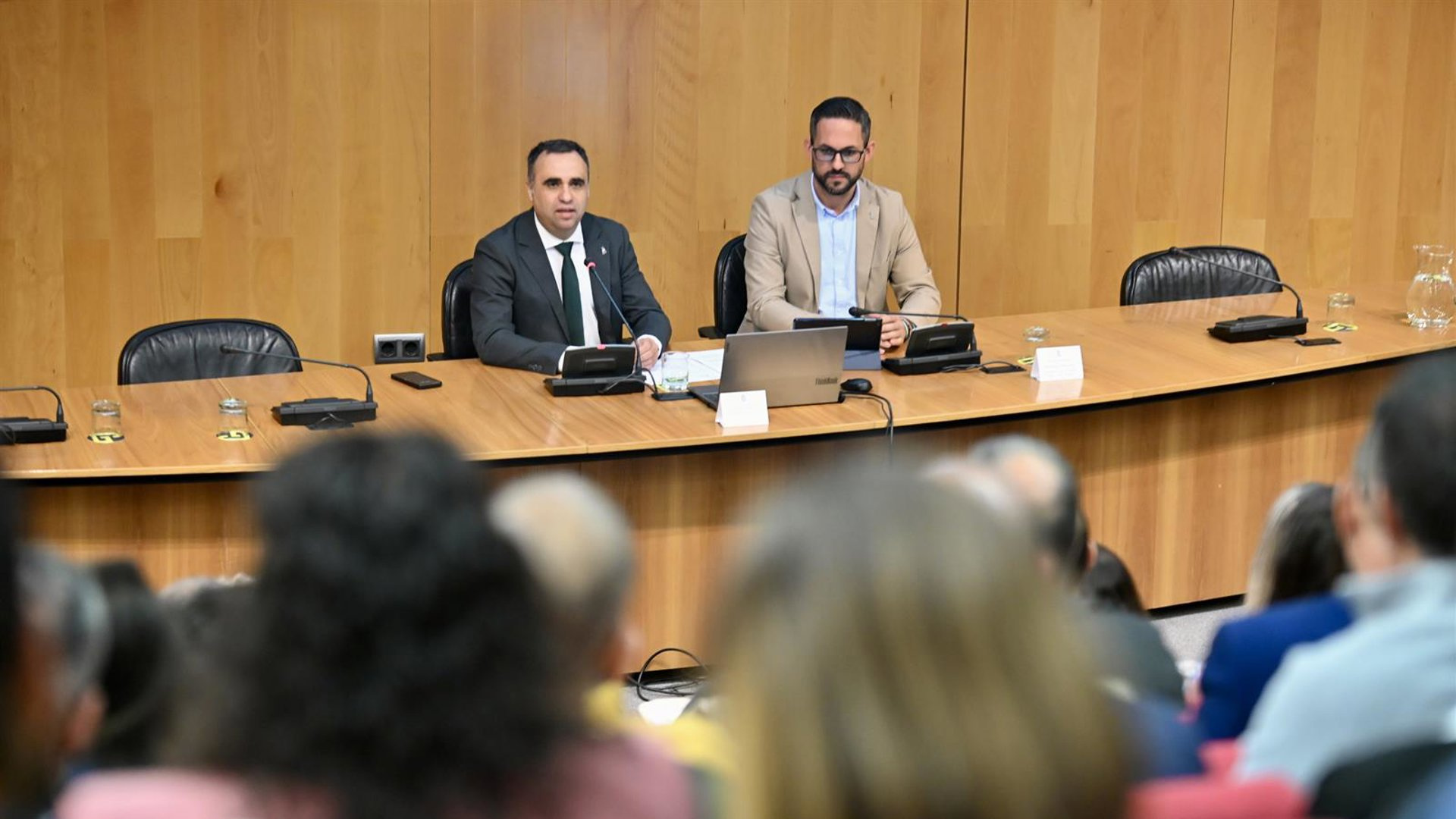 La Diputación de Granada rediseña la gestión de residuos para los municipios