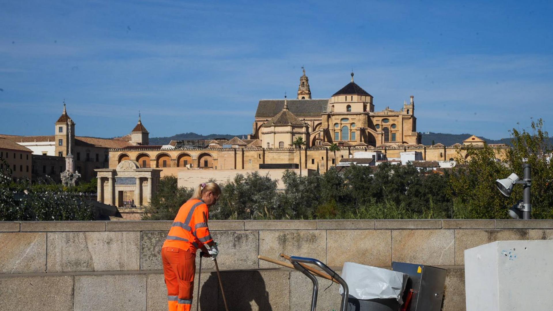 Sadeco lanza un plan integral de limpieza en Córdoba tras una encuesta ciudadana