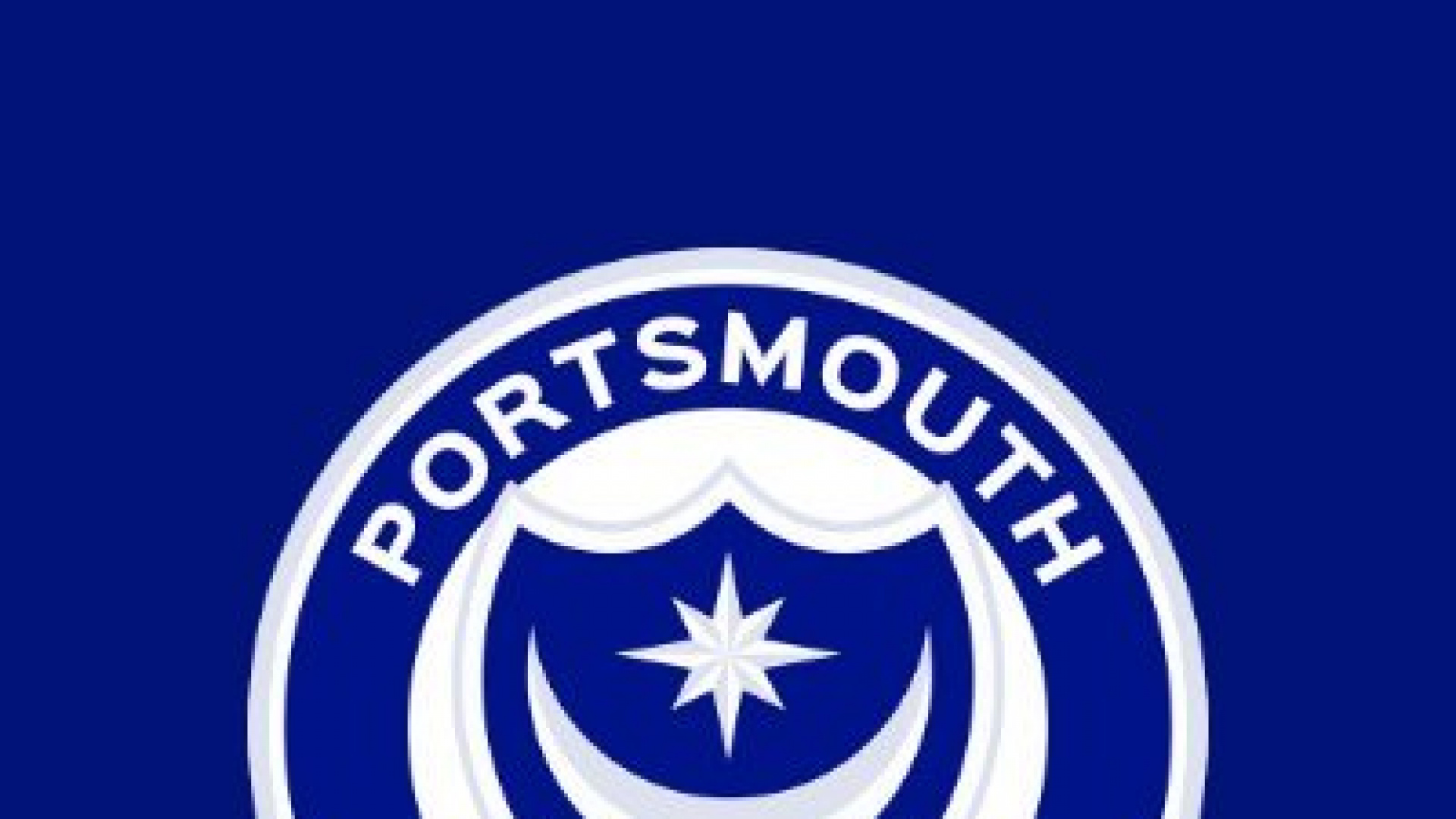 Tres años de sanción para unos aficionados ingleses que entraron a un partido disfrazados de agentes de seguridad