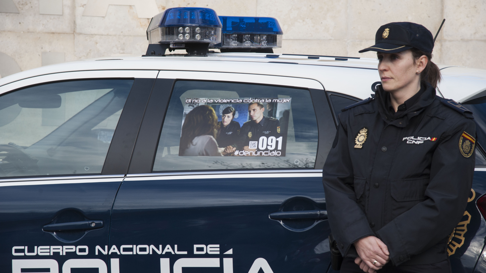 Detienen a un hombre en Burgos por dejar a su hijo de 7 años en la calle para ir a un salón de juegos
