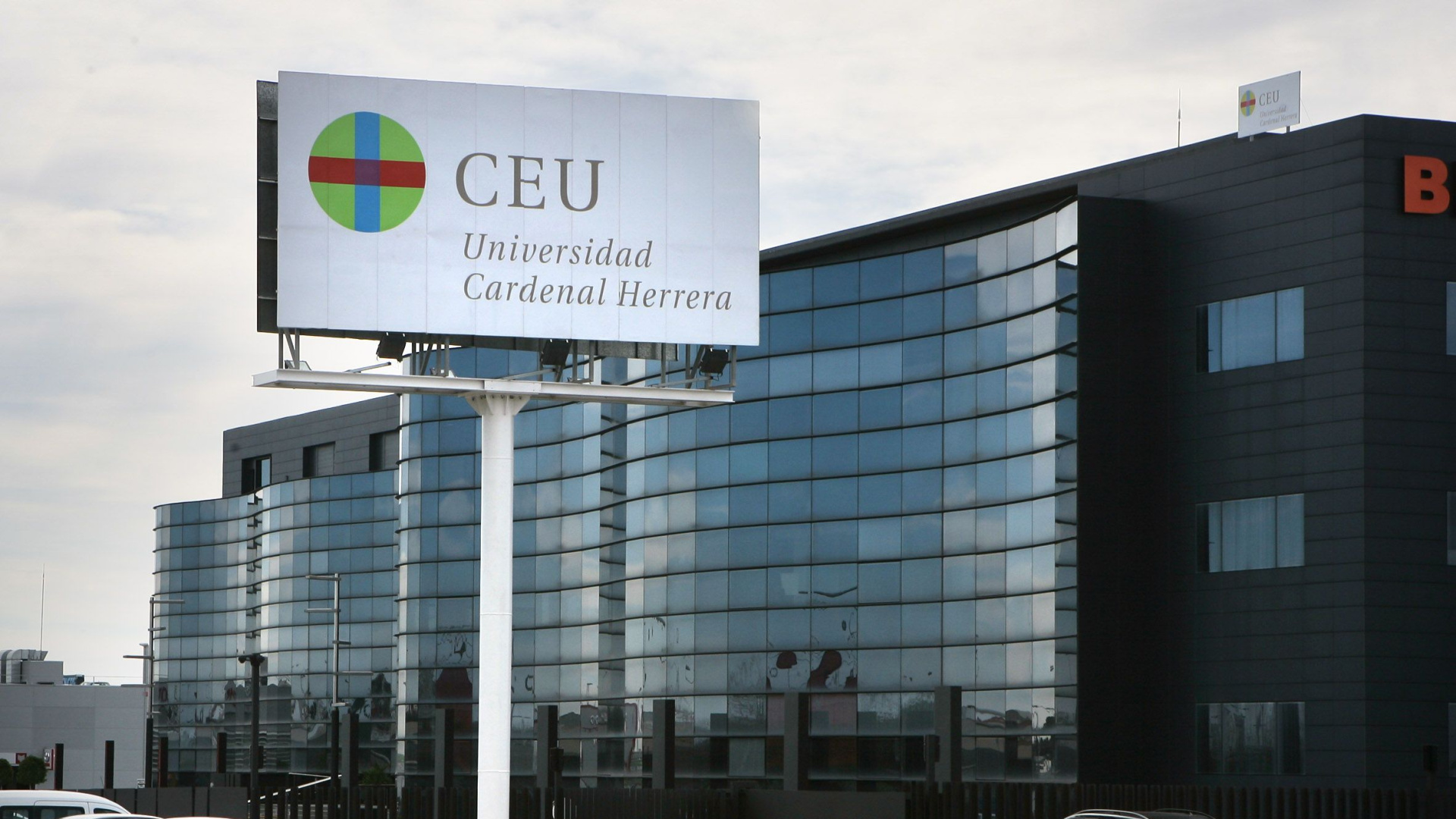 El CEU de Castellón se vuelca en la cultura y el deporte mientras prepara su futuro académico