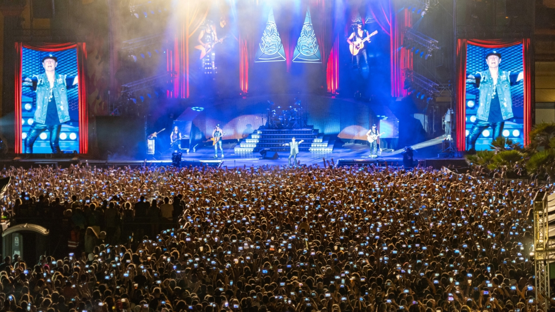 El montaje del Rock Imperium cierra el aparcamiento de la Ca