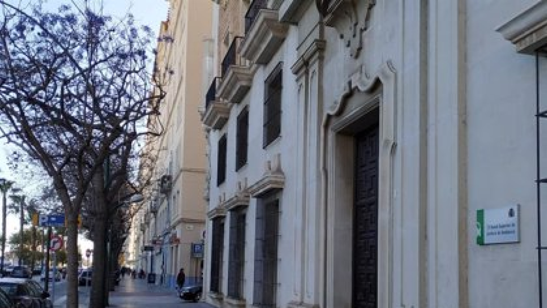 Condenado a cinco años de prisión por agresión sexual a su hija de 16 años en Vélez-Málaga