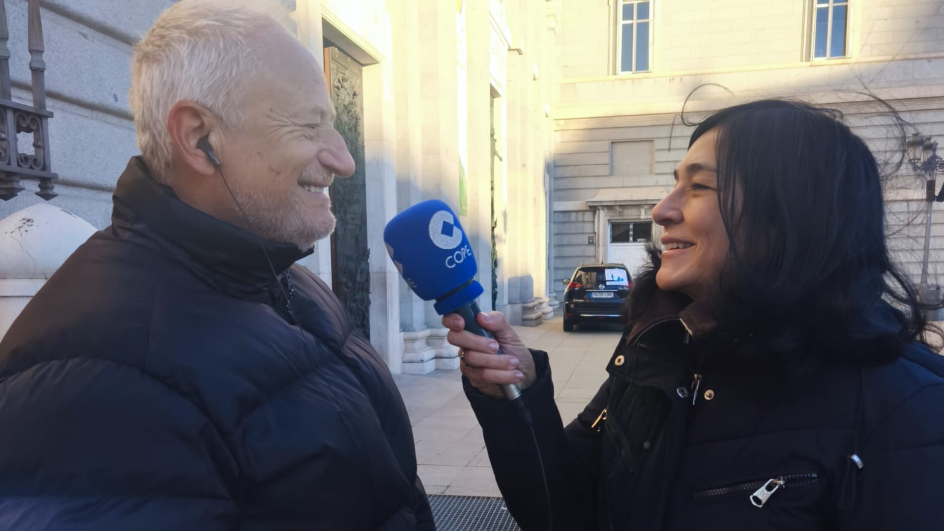 Jorge, hostelero: "Un día como hoy muy frío en Madrid vi a unos chicos repartiendo café entre la gente de la calle; le di vueltas y todos los que trabajamos y yo decidimos el día de Nochebuena dar cenas"