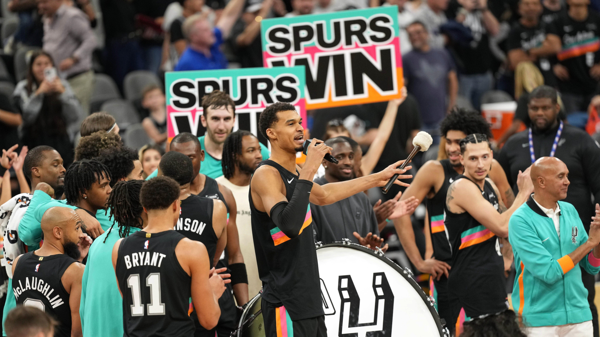 Los Spurs presentan su candidatura al anillo